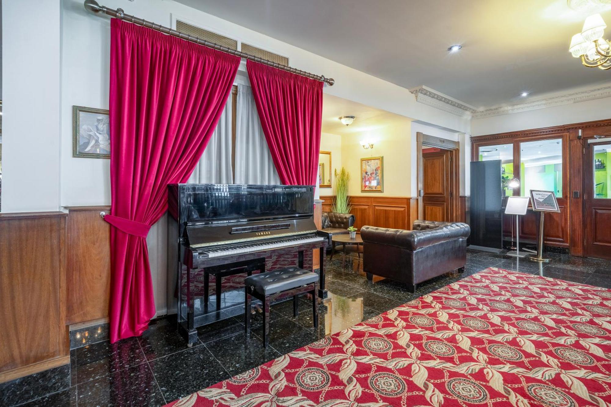 Britannia International Canary Wharf Отель 4*